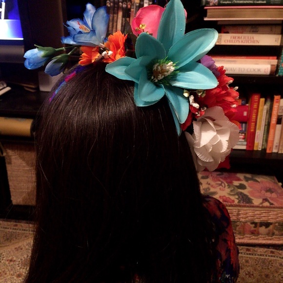 Frida inspired flower crown.